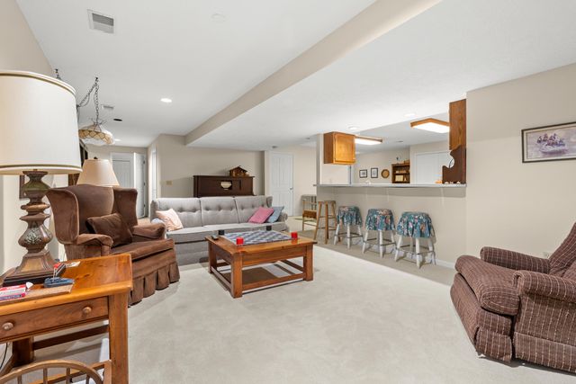 5850 Dunwoody Court, Kalamazoo, MI 49009