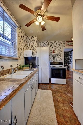 534 E Maple Street, North Canton, OH 44720