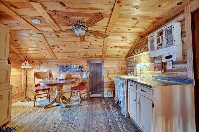 534 E Maple Street, North Canton, OH 44720