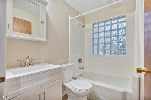 3709 S Union Avenue, Alliance, OH 44601