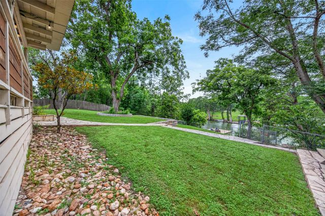 644 Cypress RDG, Mcqueeney, TX 78123