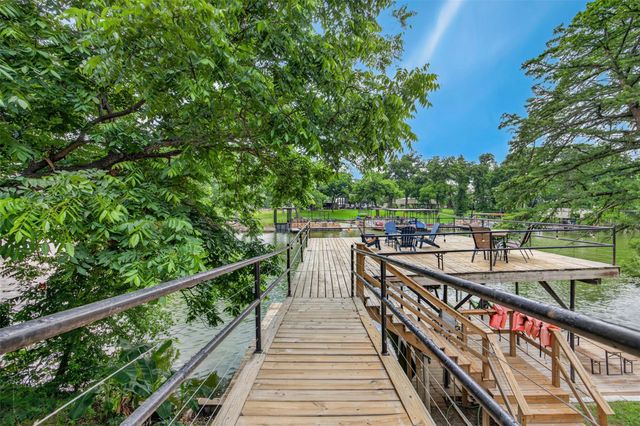 644 Cypress RDG, Mcqueeney, TX 78123