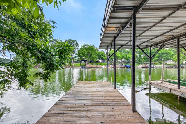 644 Cypress RDG, Mcqueeney, TX 78123