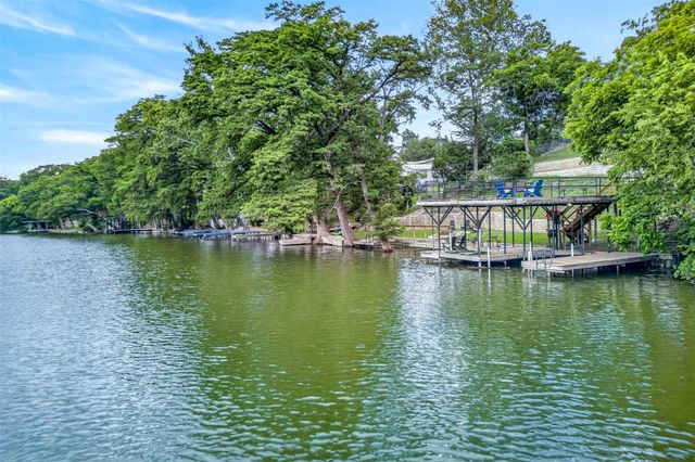 644 Cypress RDG, Mcqueeney, TX 78123