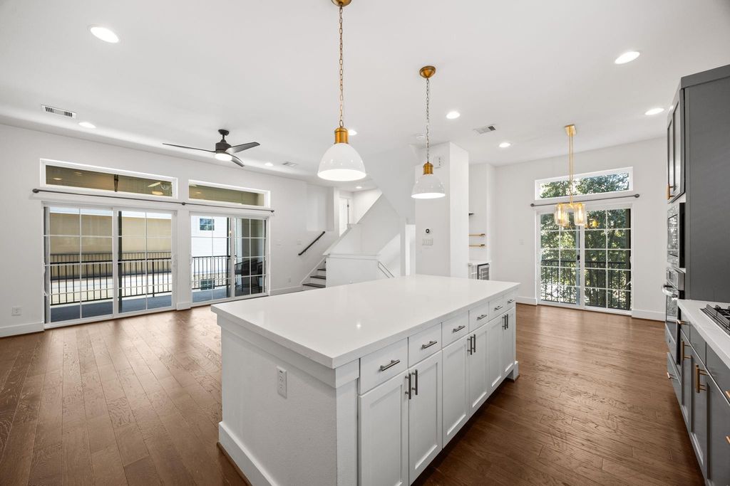 1515 Weber Street A, Houston, TX 77007