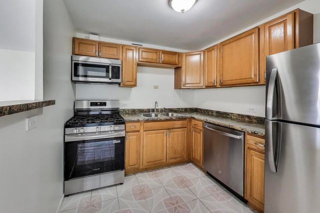 1401 E 55th Street 602N, Chicago, IL 60615