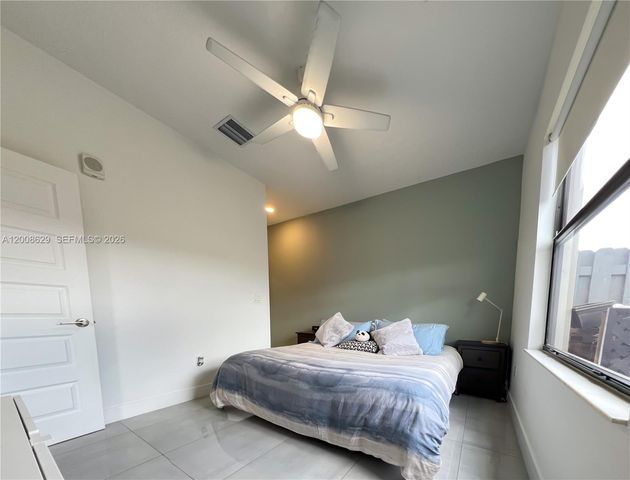 7825 NW 104th Ave 3, Doral, FL 33178