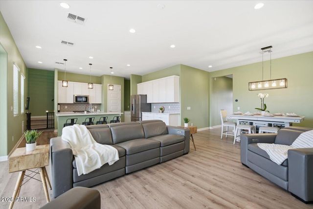 15642 S 182ND Avenue, Goodyear, AZ 85338