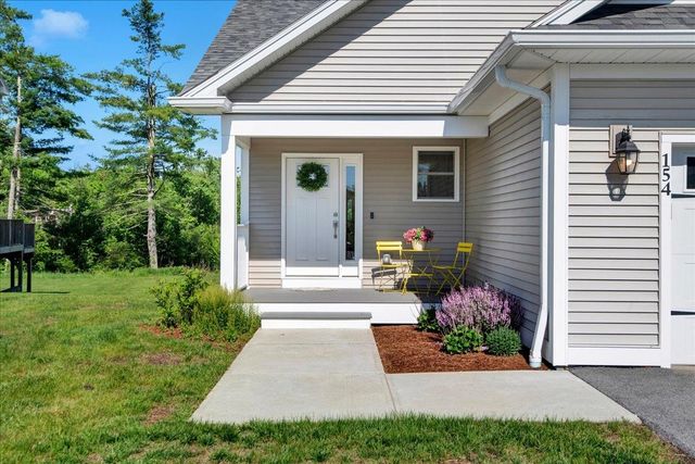 154 Chase Court, Essex, VT 05452