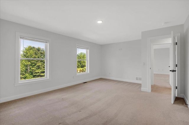 154 Chase Court, Essex, VT 05452