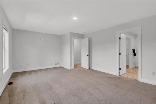 154 Chase Court, Essex, VT 05452