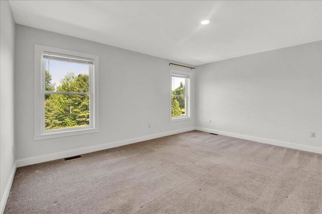 154 Chase Court, Essex, VT 05452