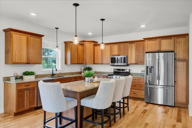 154 Chase Court, Essex, VT 05452