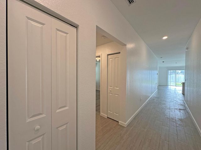 4225 Abernathy Way, Fort Pierce, FL 34947