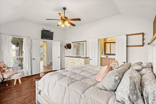 501 Highpoint Lane, Mansfield, TX 76063