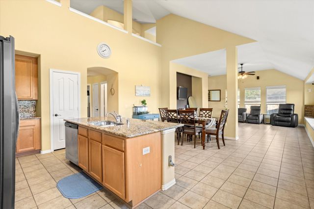 501 Highpoint Lane, Mansfield, TX 76063