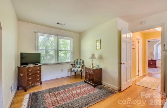 112 Kinwood Street, Morganton, NC 28655