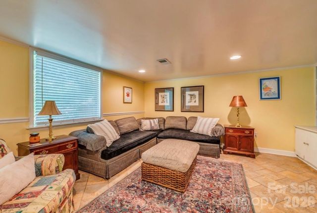 112 Kinwood Street, Morganton, NC 28655