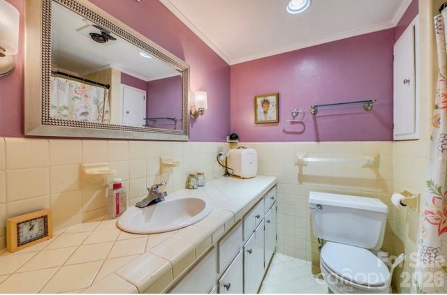 112 Kinwood Street, Morganton, NC 28655