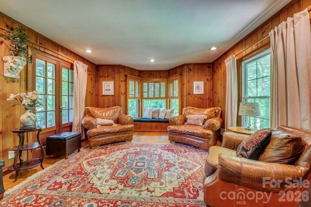 112 Kinwood Street, Morganton, NC 28655