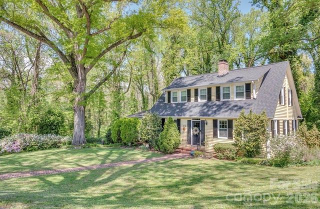112 Kinwood Street, Morganton, NC 28655