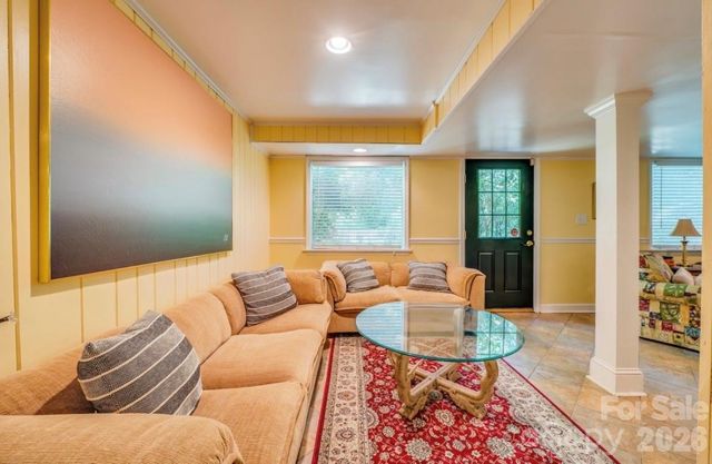 112 Kinwood Street, Morganton, NC 28655