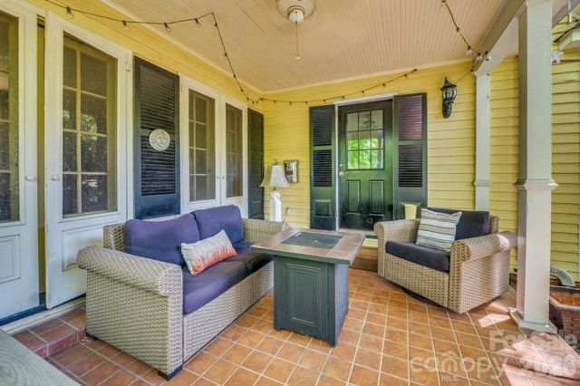 112 Kinwood Street, Morganton, NC 28655