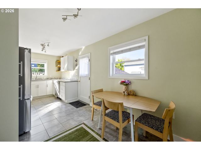 9101 N ALLEGHENY Ave, Portland, OR 97203