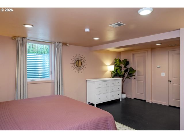 9101 N ALLEGHENY Ave, Portland, OR 97203