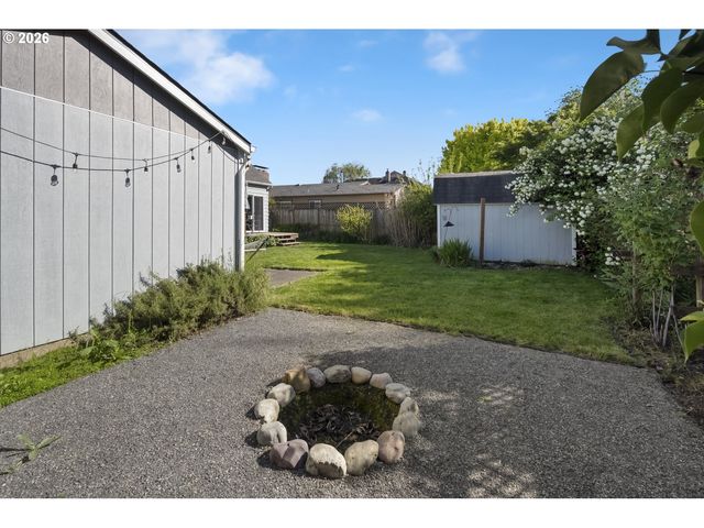 9101 N ALLEGHENY Ave, Portland, OR 97203