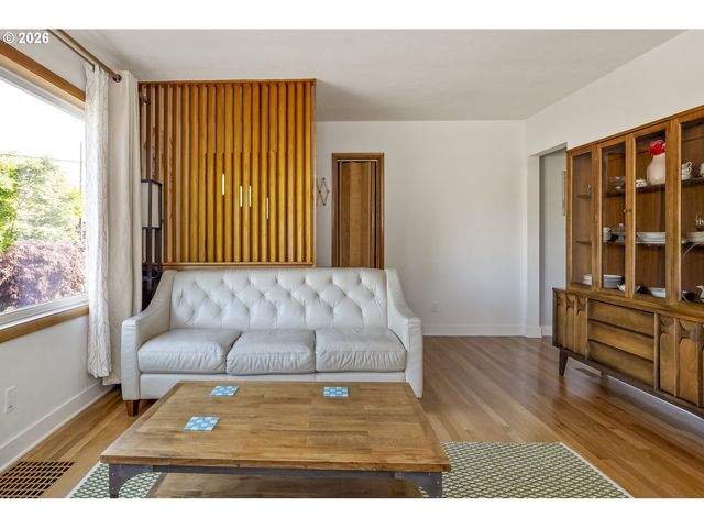 9101 N ALLEGHENY Ave, Portland, OR 97203