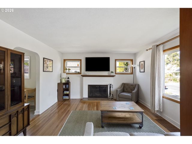 9101 N ALLEGHENY Ave, Portland, OR 97203