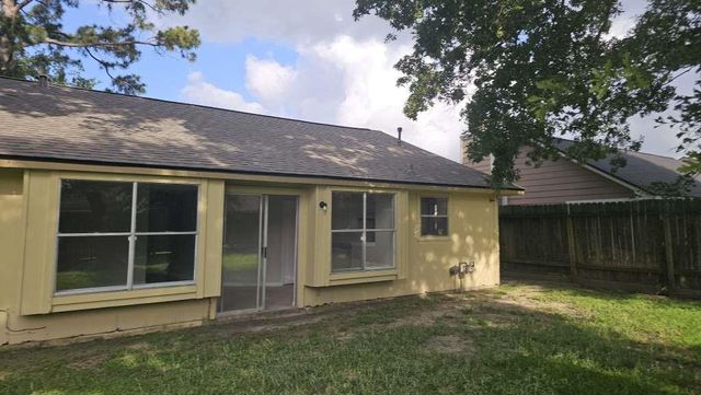12311 Kings Chase Drive, Houston, TX 77044