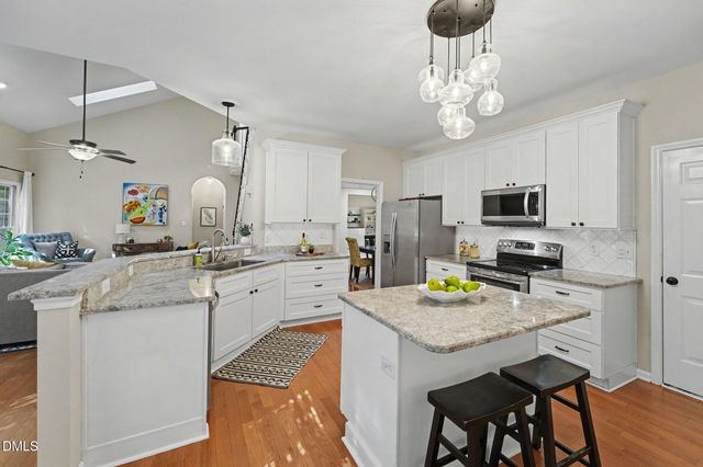 5216 Fairmead Circle, Raleigh, NC 27613