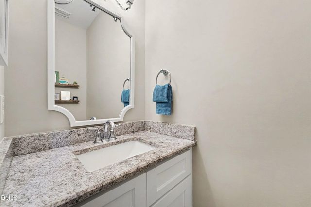 5216 Fairmead Circle, Raleigh, NC 27613