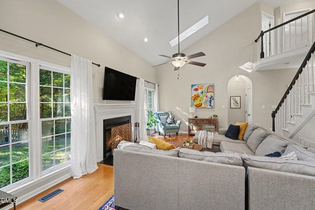 5216 Fairmead Circle, Raleigh, NC 27613