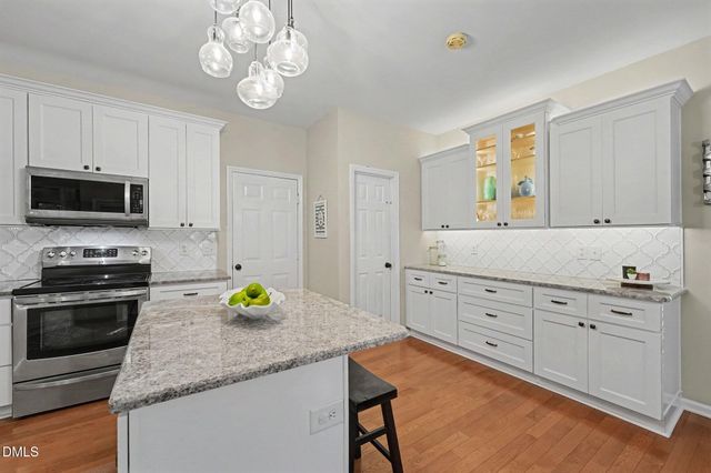 5216 Fairmead Circle, Raleigh, NC 27613