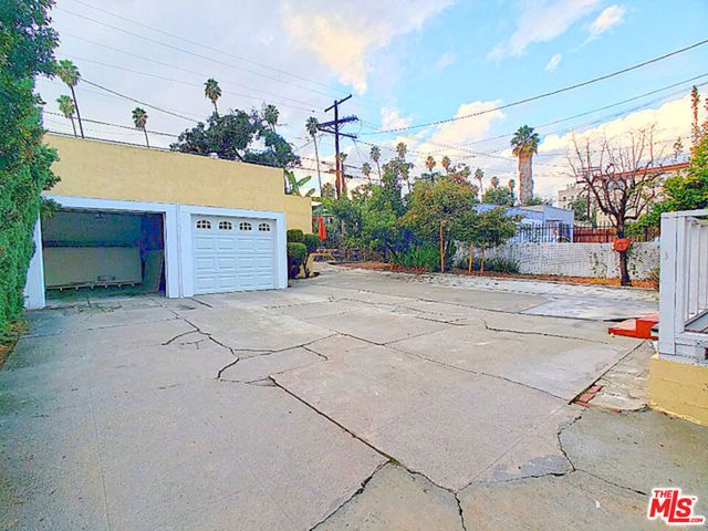 205 N New Hampshire Avenue, Los Angeles, CA 90004