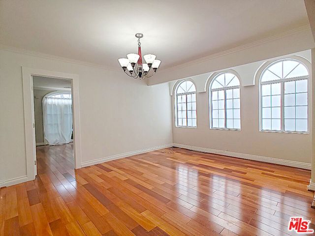 205 N New Hampshire Avenue, Los Angeles, CA 90004