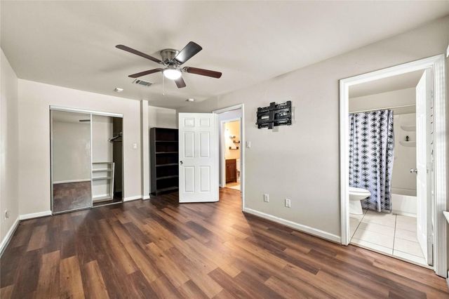 1814 Country Village Boulevard 7, Humble, TX 77338