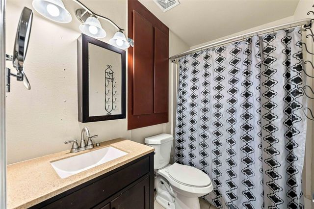 1814 Country Village Boulevard 7, Humble, TX 77338