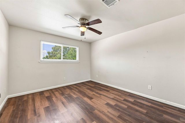 1814 Country Village Boulevard 7, Humble, TX 77338