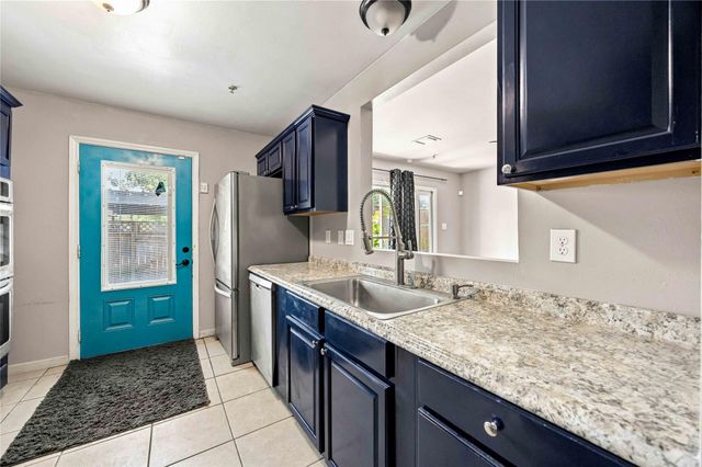 1814 Country Village Boulevard 7, Humble, TX 77338
