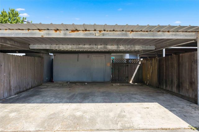 1814 Country Village Boulevard 7, Humble, TX 77338