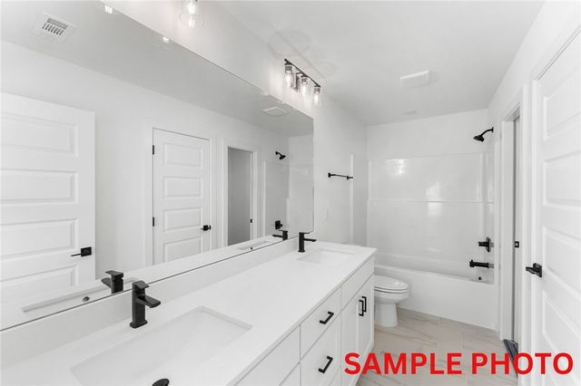 5905 SW Messenger Avenue, Bentonville, AR 72713