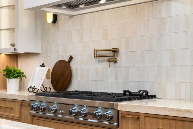 9065 Gilardi Rd, Newcastle, CA 95658