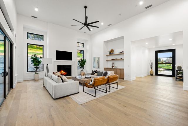 9065 Gilardi Rd, Newcastle, CA 95658