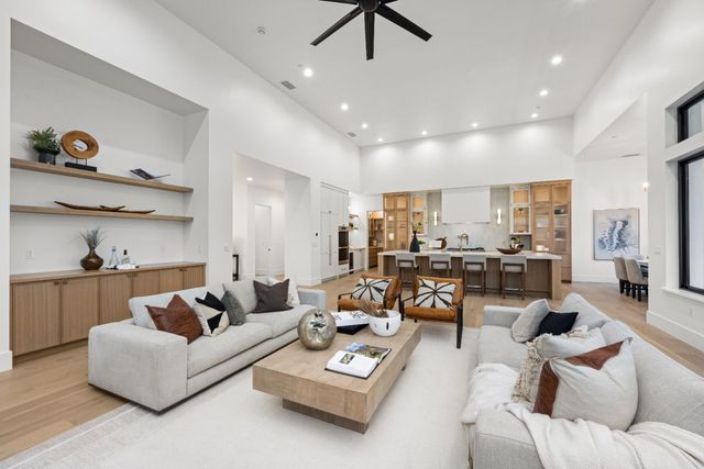 9065 Gilardi Rd, Newcastle, CA 95658