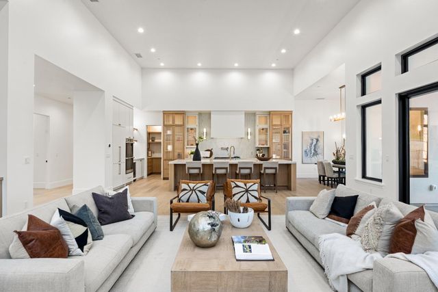 9065 Gilardi Rd, Newcastle, CA 95658