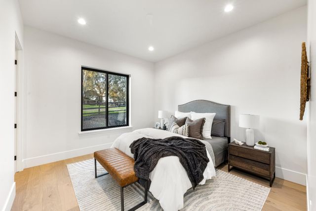 9065 Gilardi Rd, Newcastle, CA 95658